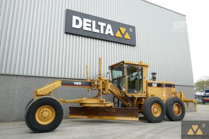 Grader Caterpillar 140H