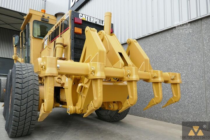 Grader Caterpillar 140H