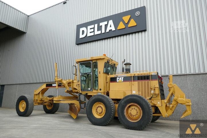 Grader Caterpillar 140H