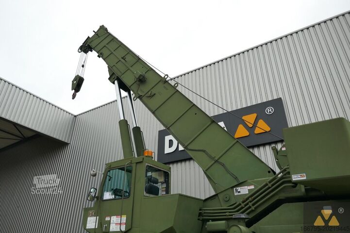 Ruw terrein kraan Grove RT875 Ex-army
