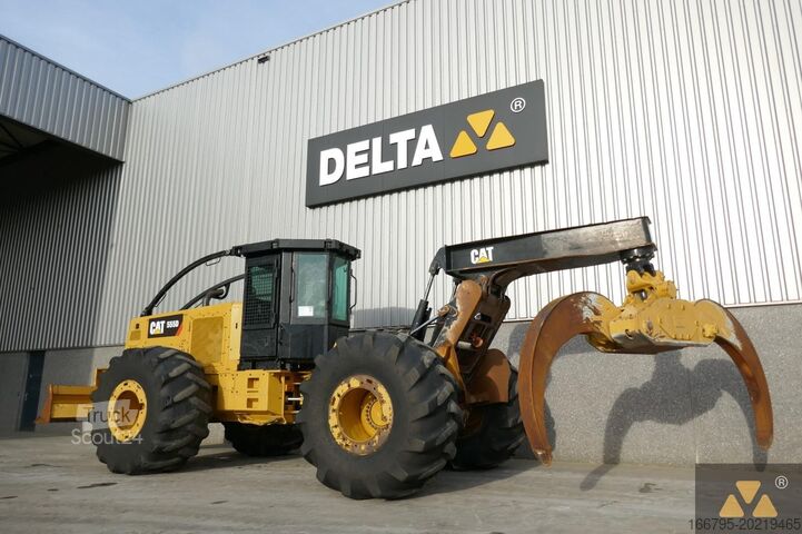 Débusqueuse Caterpillar 555D