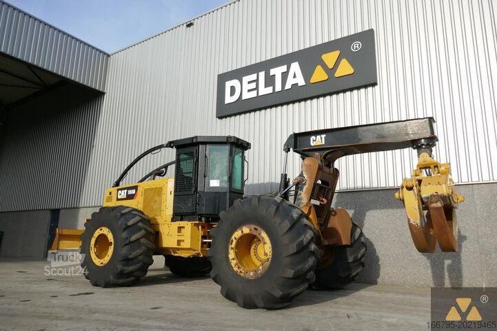 Débusqueuse Caterpillar 555D