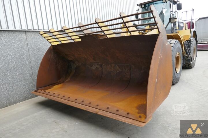 Cargador de ruedas Caterpillar 966K