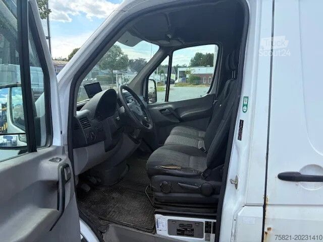 Zuigvoertuig Mercedes-Benz Sprinter 213