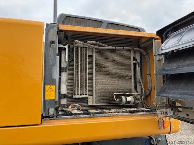 Ratinis ekskavatorius Liebherr A 920 Litronic Likufix SW 48 + Powertilt