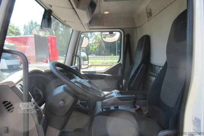 Telone scorrevole DAF LF 250 250 bak + klep + schuifzeil E6