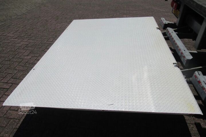 Telone scorrevole DAF LF 250 250 bak + klep + schuifzeil E6