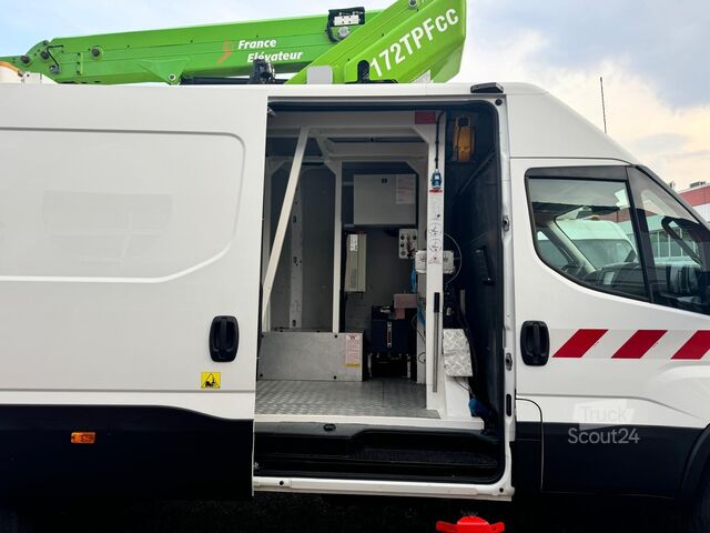 Samohybná pracovní plošina Iveco Daily 70C15 Steiger France Elevateur 172