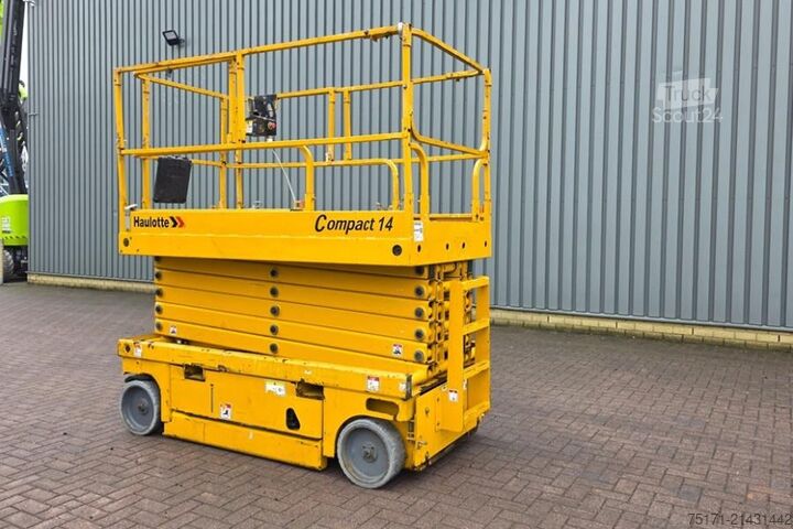 Žirklinis keltuvas Haulotte COMPACT 14 As- Is, Electric, 14m Working Height, 3