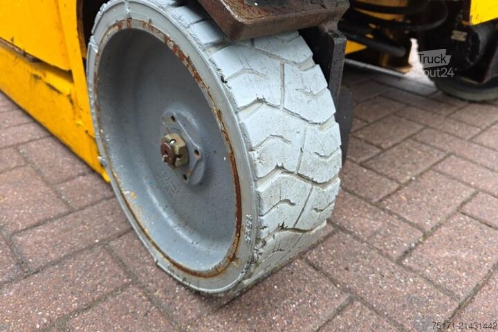 Žirklinis keltuvas Haulotte COMPACT 14 As- Is, Electric, 14m Working Height, 3