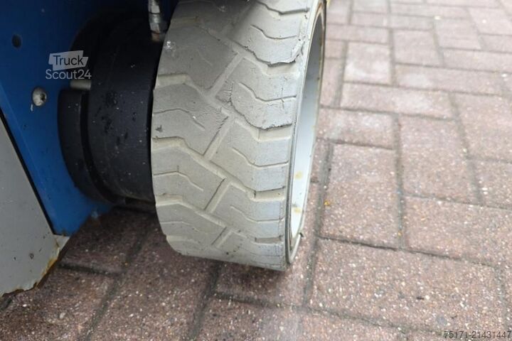 Žirklinis keltuvas Genie GS1932 Electric, Working Height 7.8 m, 227kg Capac