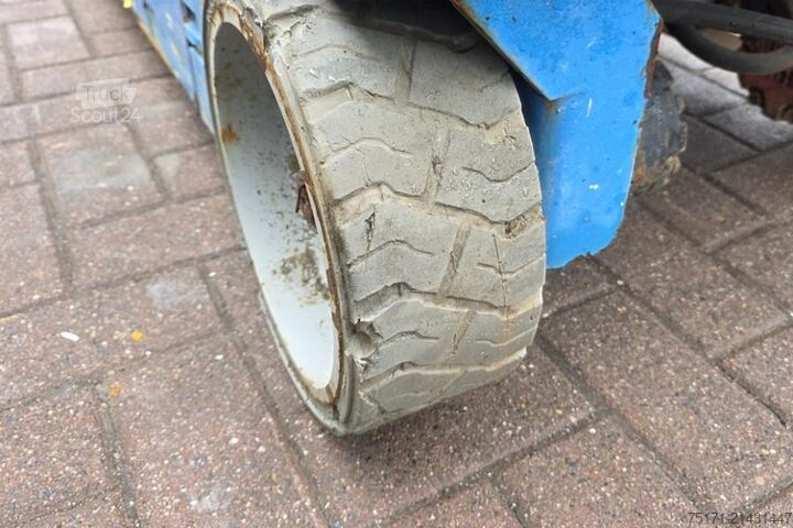 Žirklinis keltuvas Genie GS1932 Electric, Working Height 7.8 m, 227kg Capac