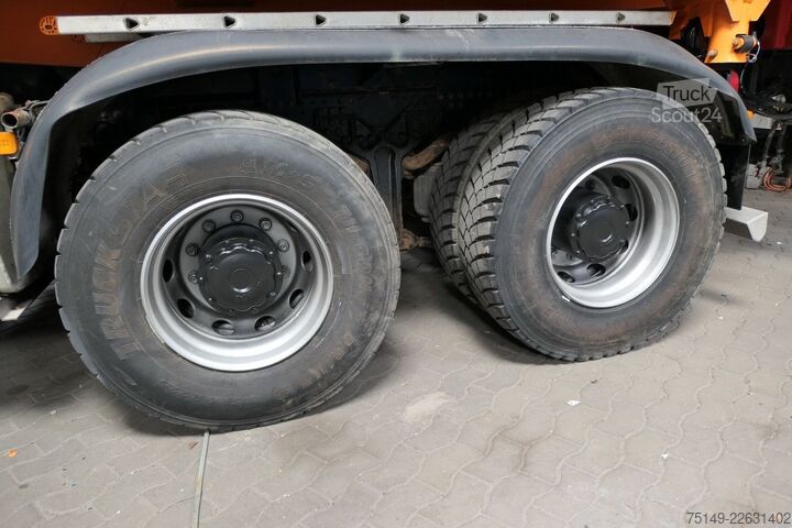 Tresidig tippbil MAN 26.480 TGS, Palfinger PK23002-SH, abnehmbar,Funk