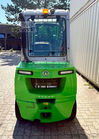 Фронтальный погрузчик-вилочный CESAB M330DV Diesel / 3 T  / 2025 BJ / 284 H / Waage