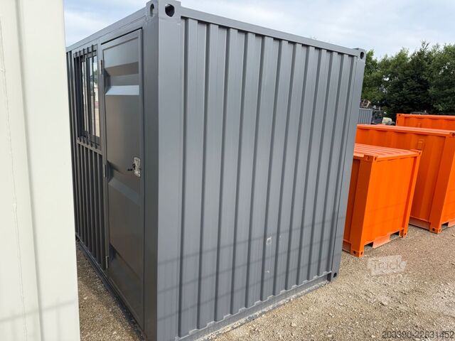 Kitas  8 Fuß Container , Neuwertig, Seitentür & Fenster