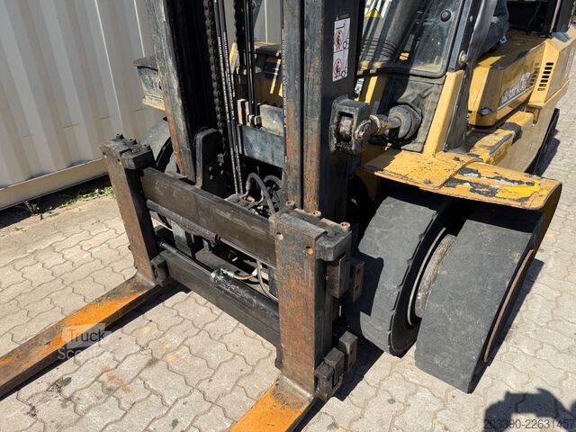 Фронтальный погрузчик-вилочный CATERPILLAR DP45 Diesel / Seitenschieber + Zinkenverstellung