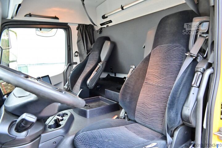 Camion plateau avec bâche Mercedes-Benz Antos 1843  E6 Thermo King T-800R LBW