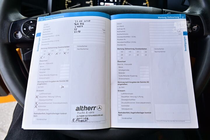 Valníkový nákladní automobil s plachtou Mercedes-Benz Antos 1843 E6 Thermo King T-800R LBW AHK