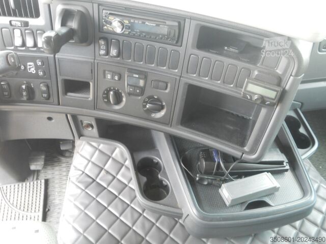 Grúa montada sobre camión SCANIA R480