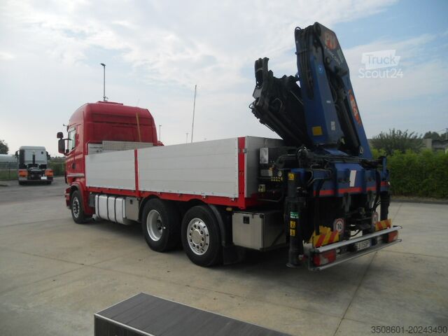 Grúa montada sobre camión SCANIA R480