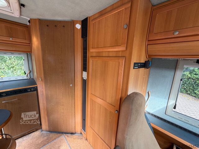 Integriertes Wohnmobil NIESMANN+BISCHOFF Fiat 2.5 D Flair Life Hubbett Kamera Ahk