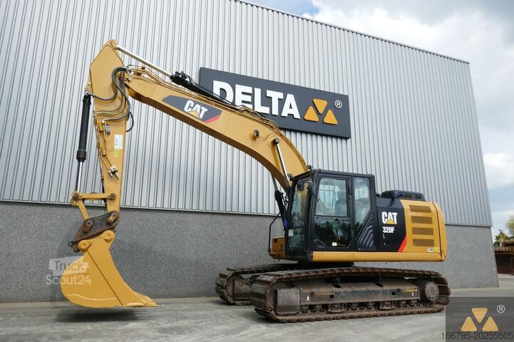 Excavator pe șenile Caterpillar 320FL