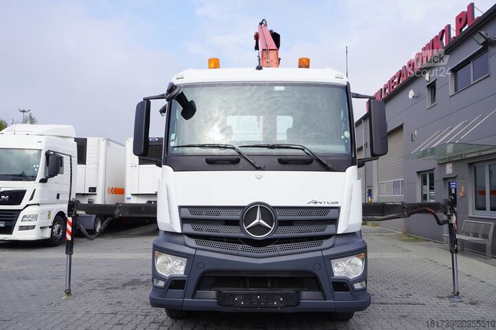Platforma z dźwigiem Mercedes-Benz Antos 2540 / Flatbed 15 EPAL/ Fassi F165