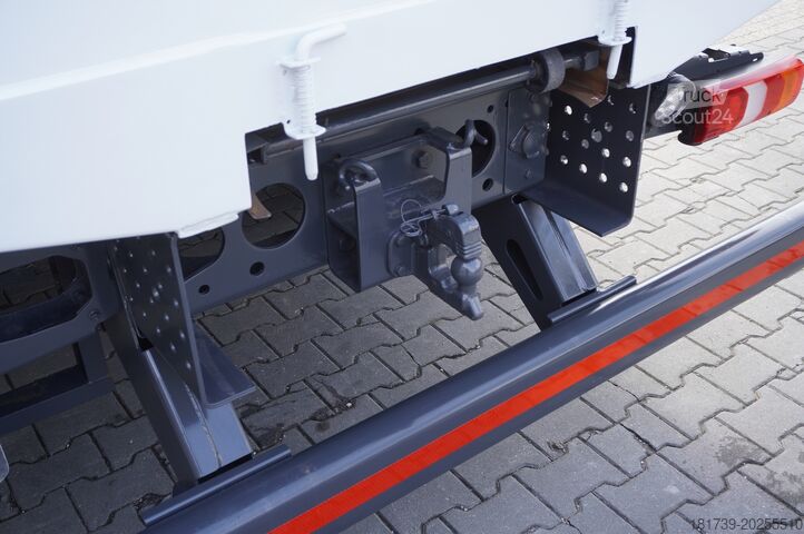 Platforma z dźwigiem Mercedes-Benz Antos 2540 / Flatbed 15 EPAL/ Fassi F165