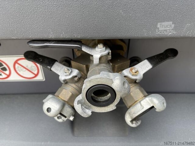 Compressore frigorifero Atlas Copco XAS 68 KD - N WHEELS W.B. DIN EYE