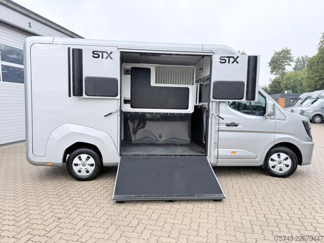 Prevoznik živine RENAULT Master STX  Haras AUTOM. NEW MODEL