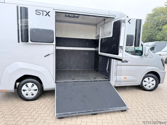 Prevoznik živine RENAULT Master STX  Haras AUTOM. NEW MODEL