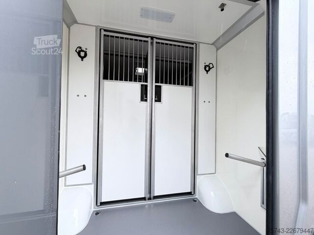 Prevoznik živine RENAULT Master STX  Haras AUTOM. NEW MODEL
