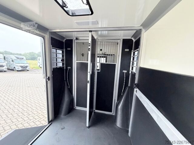 Prevoznik živine RENAULT Master STX  Haras AUTOM. NEW MODEL