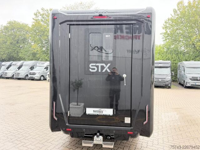 Prevoznik živine RENAULT Master STX 5 Sitzer Haras ex. Lang Automatik