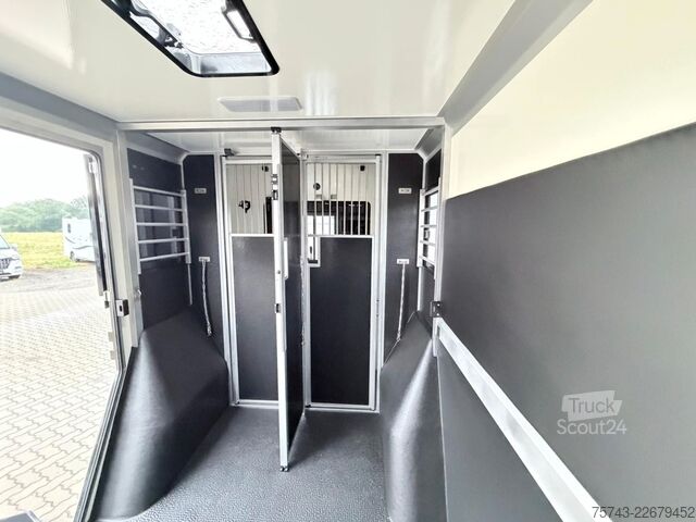 Prevoznik živine RENAULT Master STX 5 Sitzer Haras ex. Lang Automatik