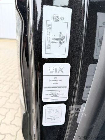 Prevoznik živine RENAULT Master STX 5 Sitzer Haras ex. Lang Automatik