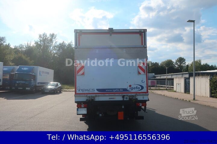 Škatlasti tovornjak MERCEDES-BENZ Nr.W137 Atego 1327 1.Hand / Ladeboard / Luftf.
