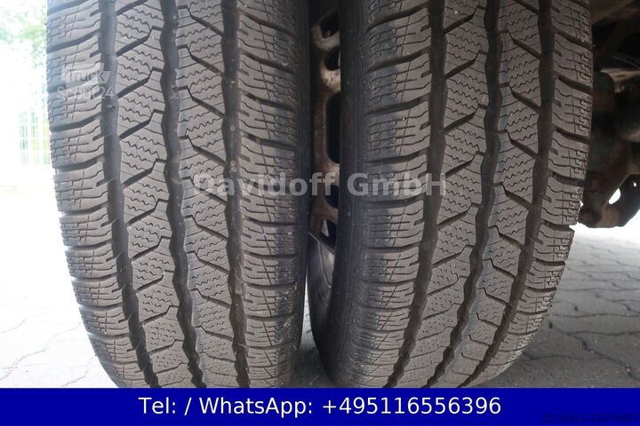 Kombi z visokim stropom MERCEDES-BENZ Nr.180 Sprinter 516CDI 4X4 / 1.Hand / Diff. Sper
