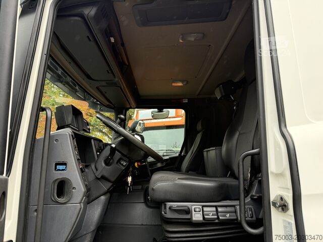 Podvozek nákladního auta Scania P280 6X2*4