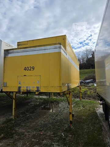 Châssis interchangeable avec structure caisson Schmitz Cargobull BDF-System 7.450 mm, Rolltor, Farbe: gelb