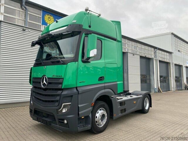 Стандартный седельный тягач Mercedes-Benz Actros L 1840LS GigaSpace/Öl-Retarder/Standkl.