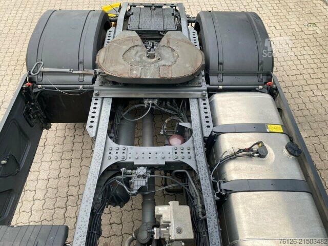 Стандартный седельный тягач Mercedes-Benz Actros L 1840LS GigaSpace/Öl-Retarder/Standkl.