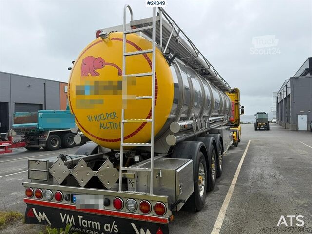   Vmtarm 3 akslet Tank Semi with 3 Compartments