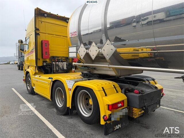 Štandard-SZM Scania R580 6X2 truck with hydraulics