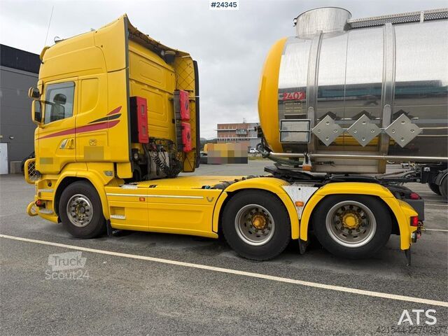 Štandard-SZM Scania R580 6X2 truck with hydraulics
