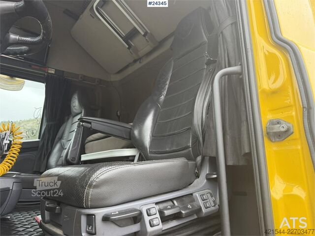 Štandard-SZM Scania R580 6X2 truck with hydraulics