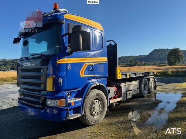 Haakarmsysteem Scania R560 6x2 Hooklift Truck – Crane Hydraulics – Flatb