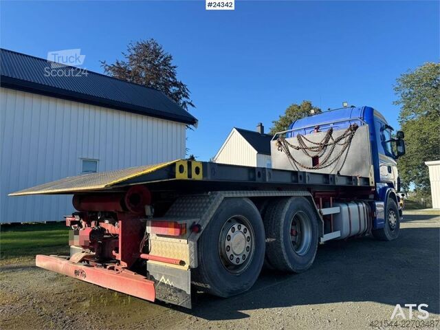 Haakarmsysteem Scania R560 6x2 Hooklift Truck – Crane Hydraulics – Flatb
