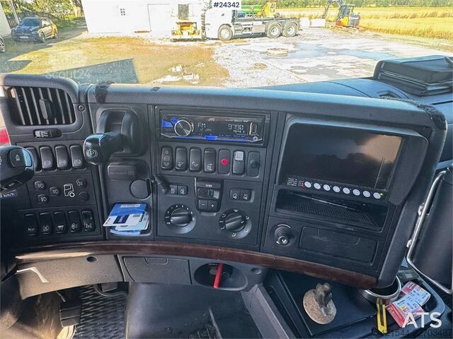 Haakarmsysteem Scania R560 6x2 Hooklift Truck – Crane Hydraulics – Flatb