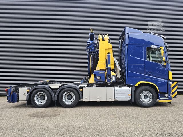 Padrão-SZM Volvo FH 540 6x4 / HIAB 85 t/m CRANE / KRAN